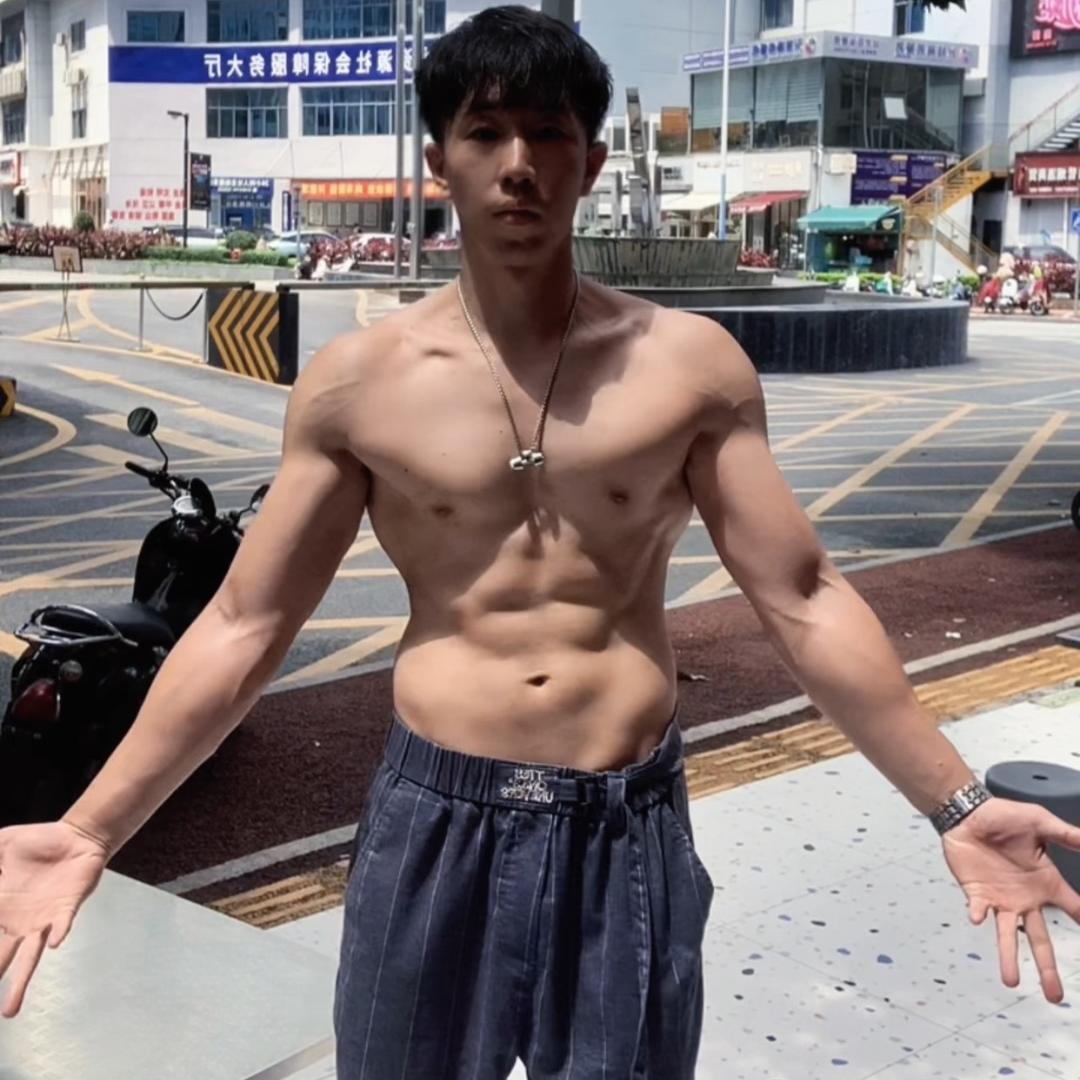 广西南宁掰手腕推广宣传形象大使·糖老板