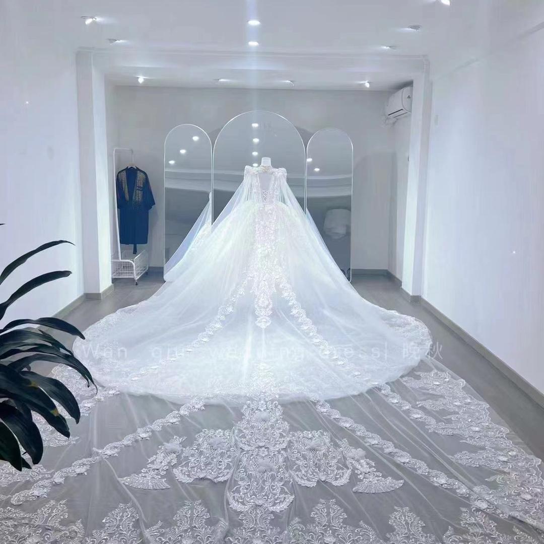 杭州卿漫礼服馆-秀秀