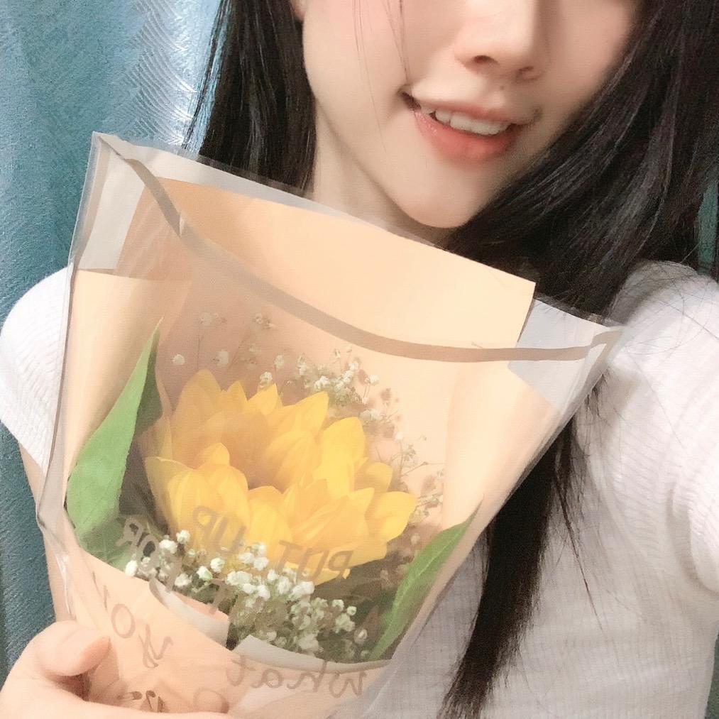 淡月💫