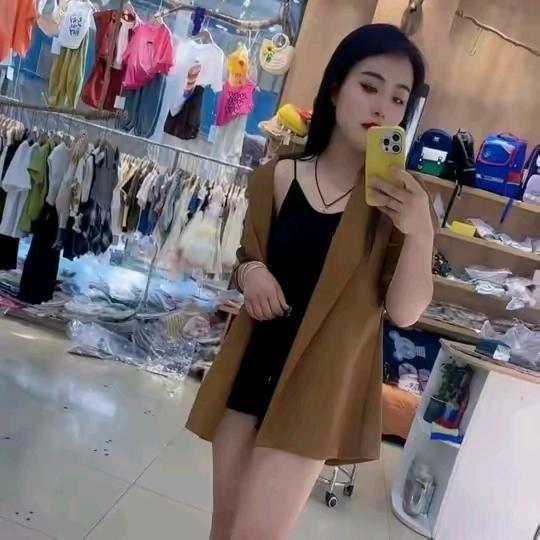 小   谢