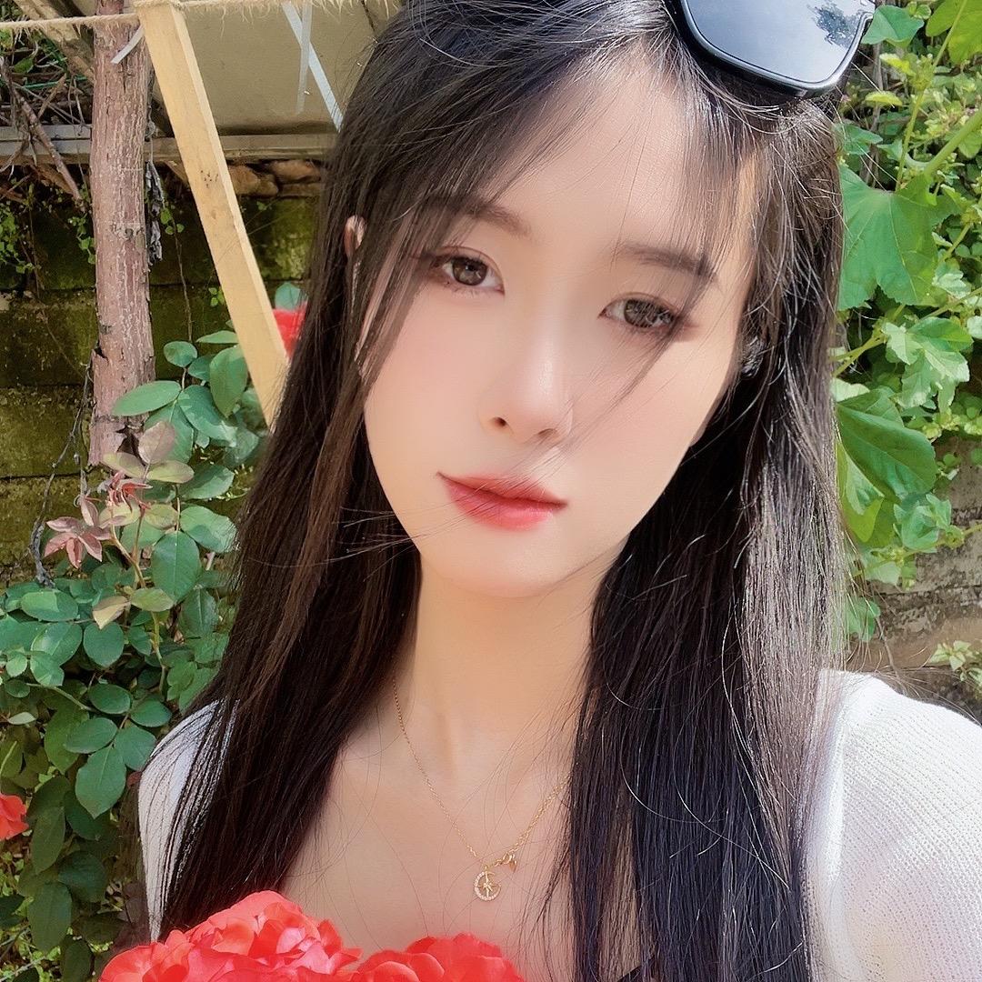 西西爱吃鱼