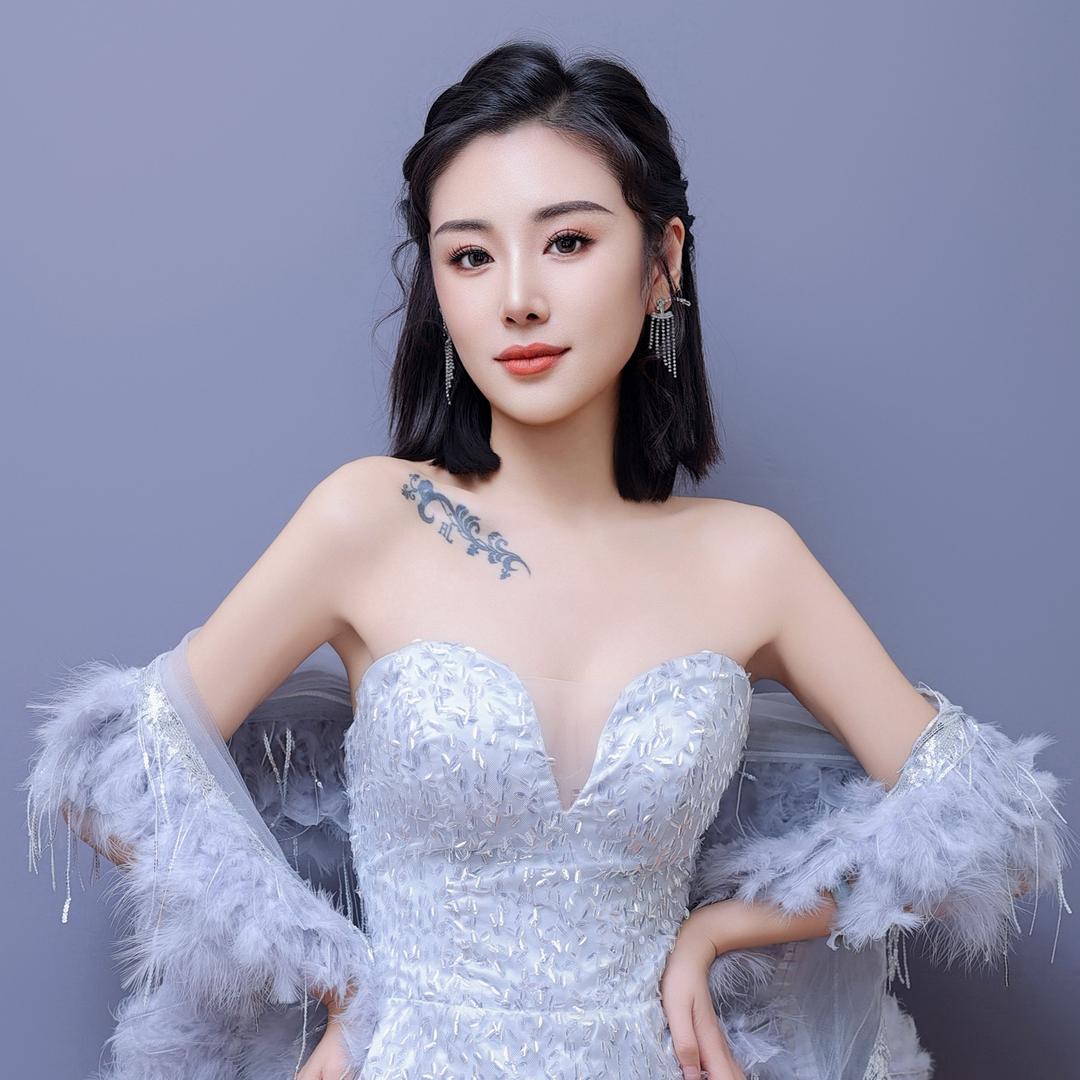 莫忧忧