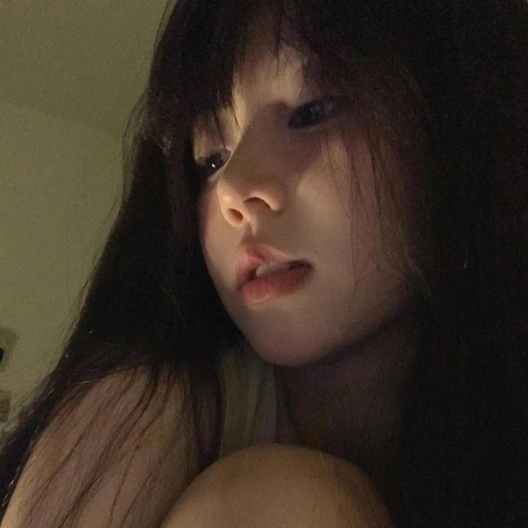 Y.🥥