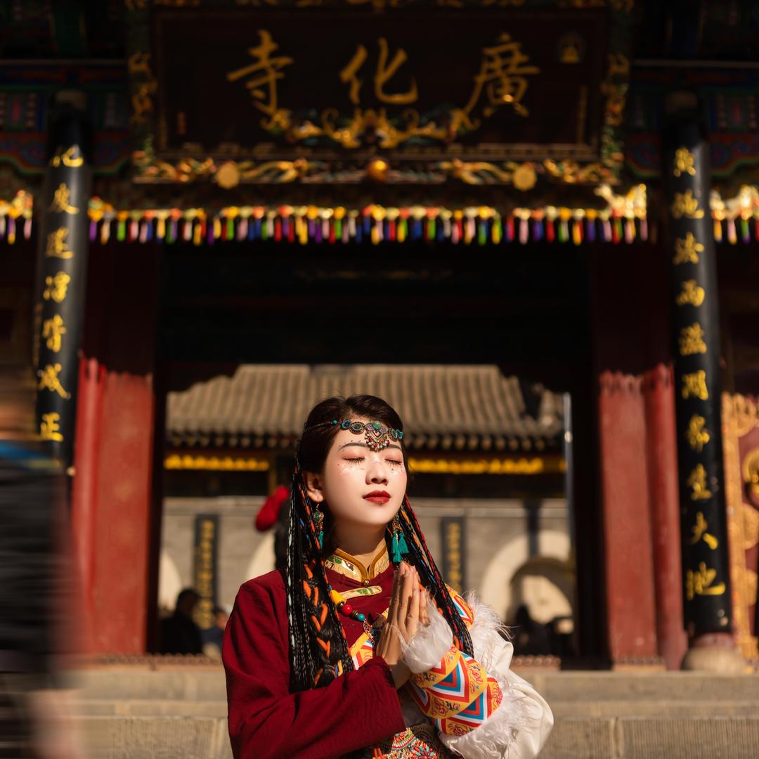 李里
