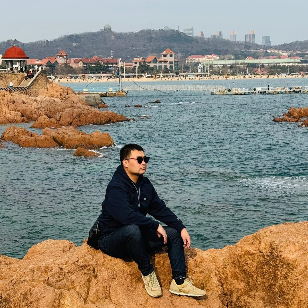 爱玩的小杨