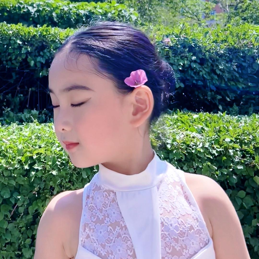 不舍天真的李小姐