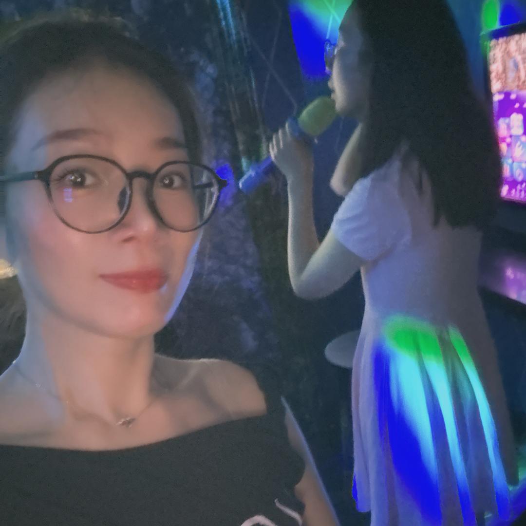 人间李美丽
