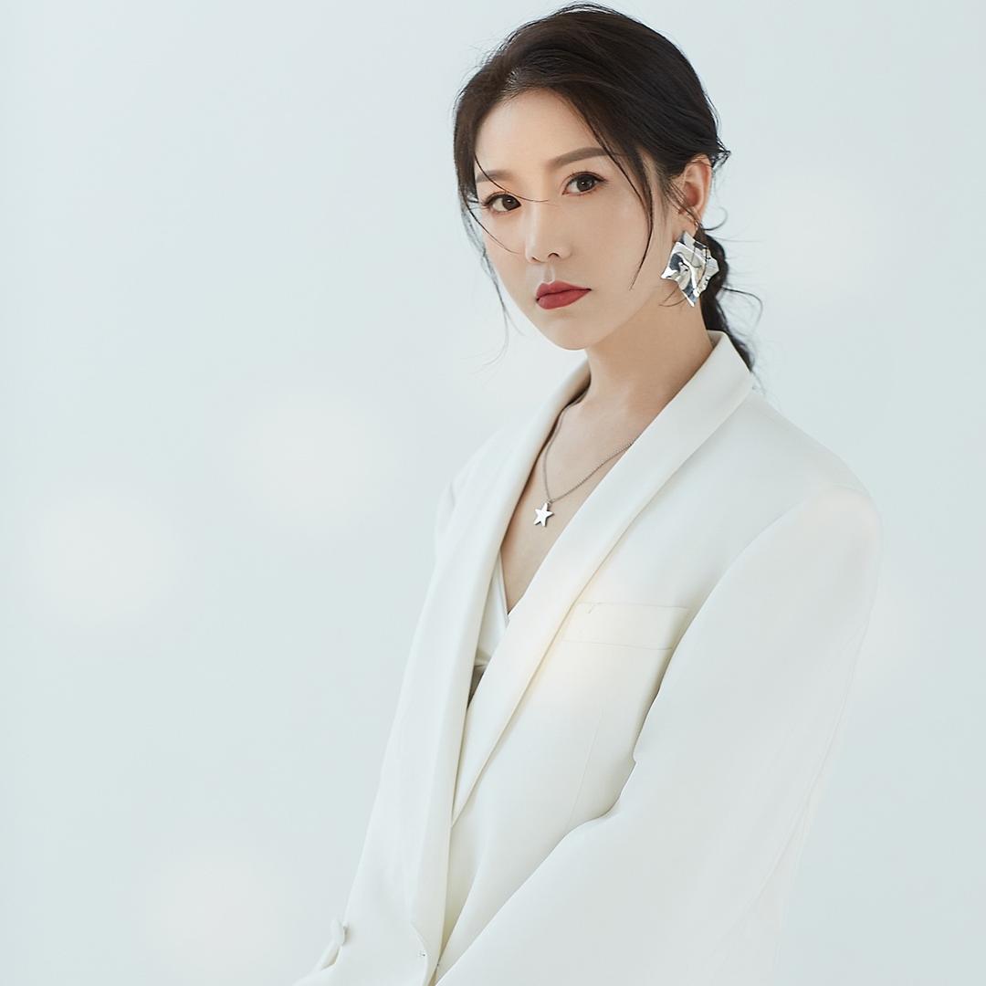 沈阳长白琬墨美眉