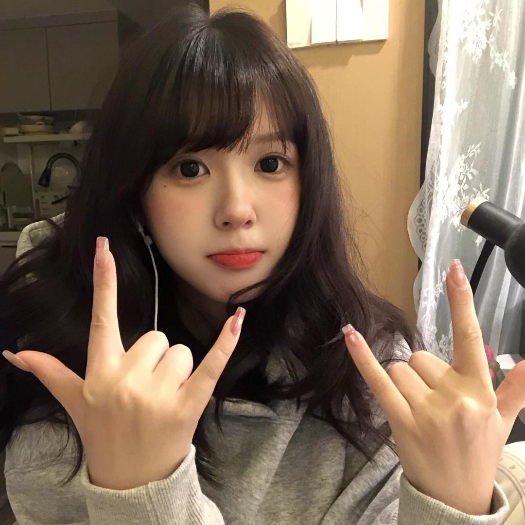 鱼魚.