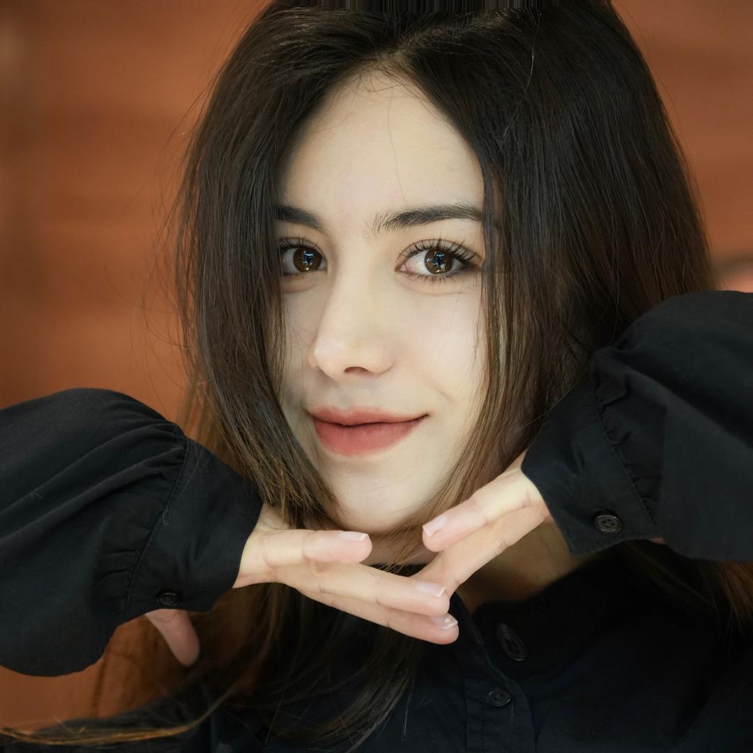 AYX-