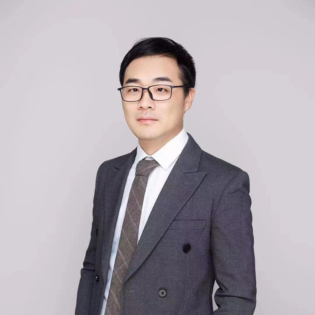 券商小强哥