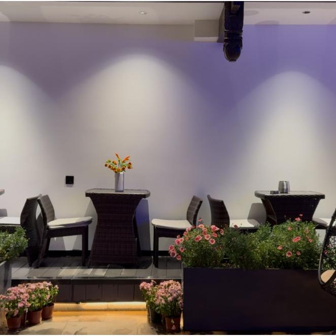 观山雪日照金山观景智能花园新宿