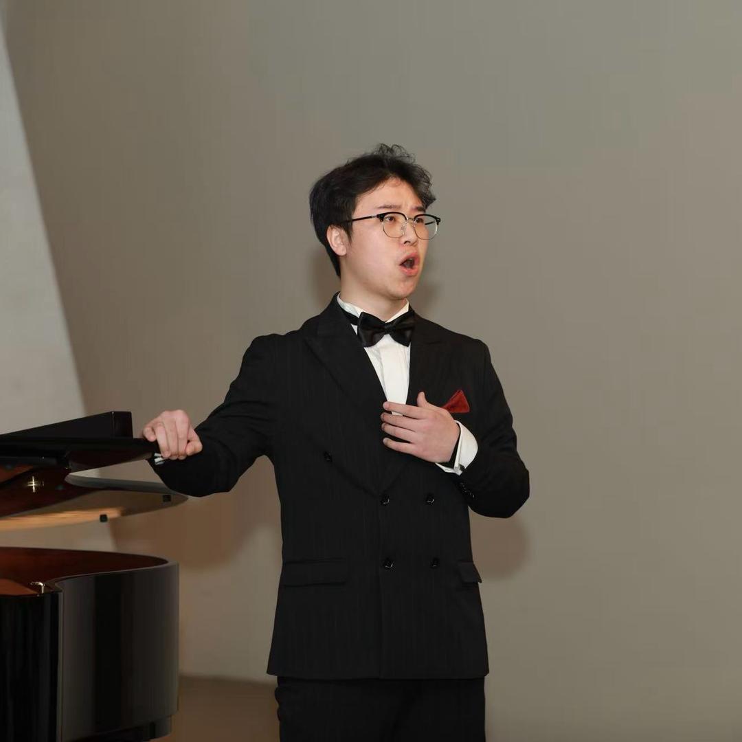 贺思儀（老七）