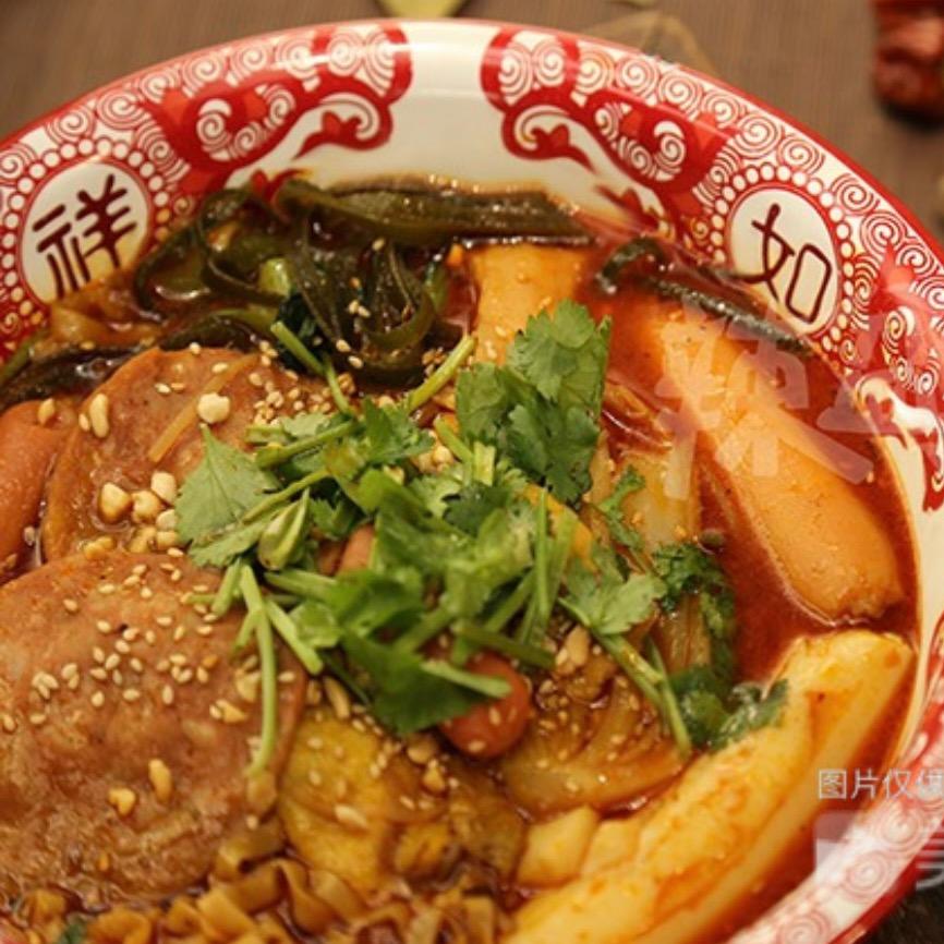辣盆盆川味麻辣烫