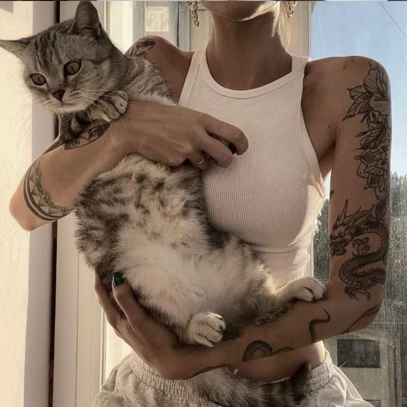 ㅤ ㅤ   ㅤ  ᅠᅠ