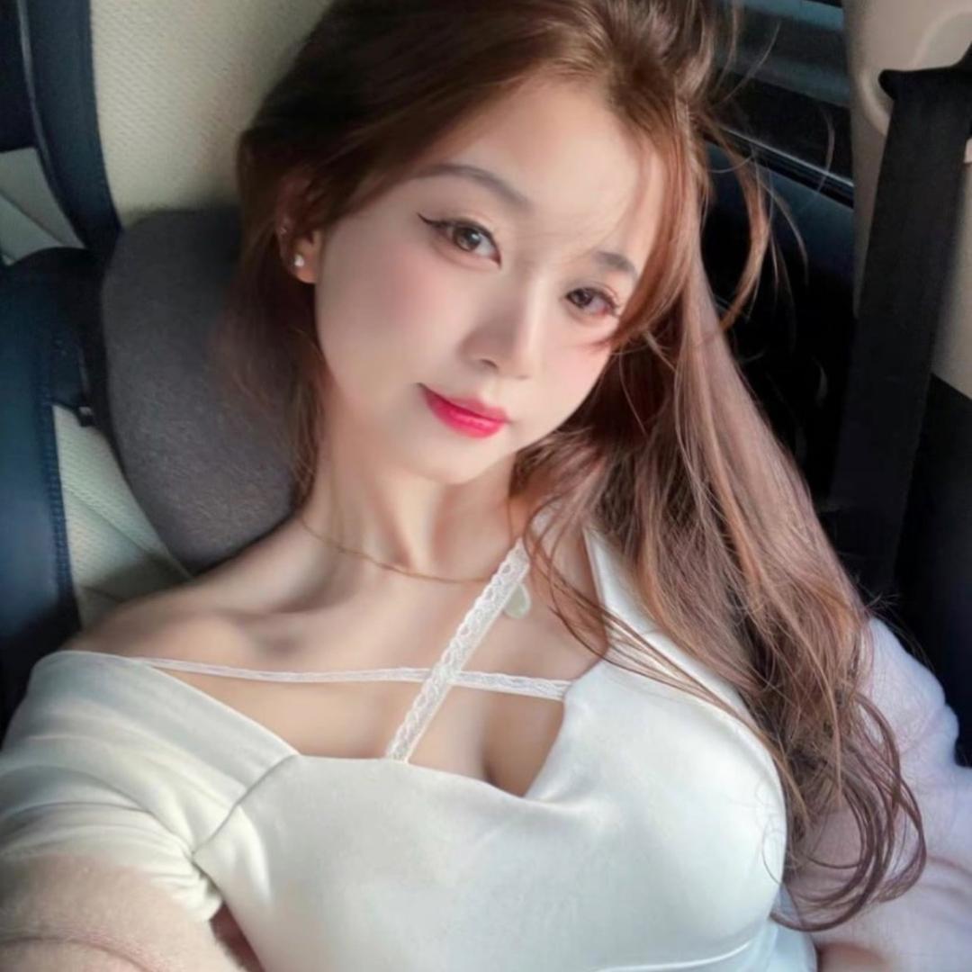 揉揉肚子