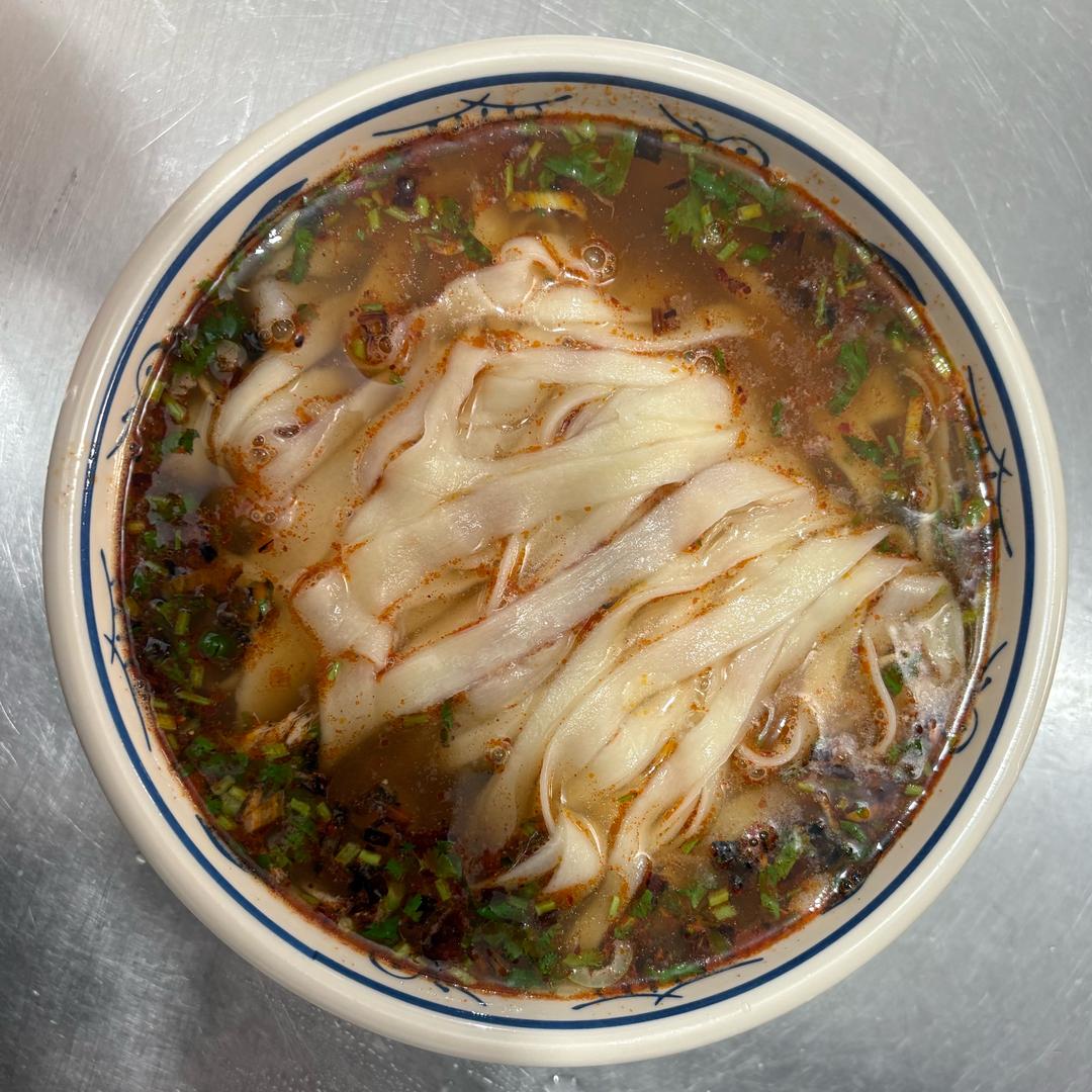 永济6元大碗扯面樊文正医院北20米路西