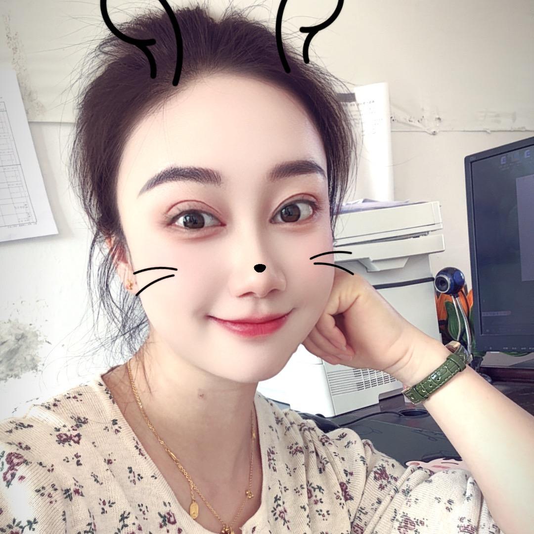 调皮的陈陈