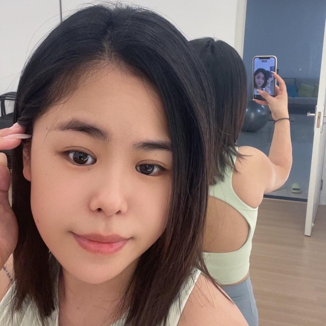 哎柠手打柠檬茶摊