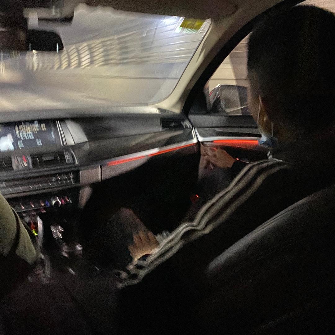 A.小武  （专业买卖折叠屏）