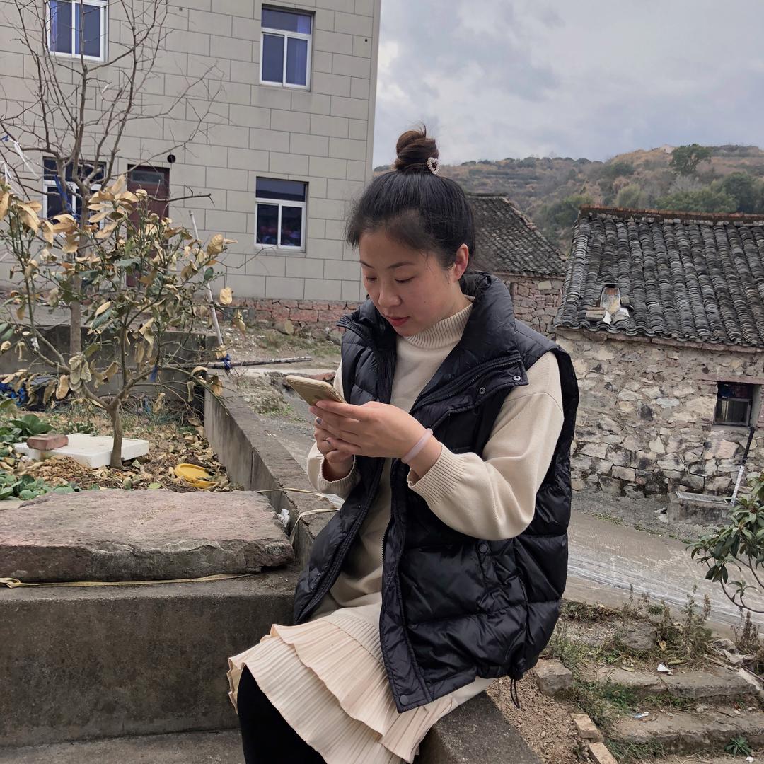 跳鱼儿外贸仓