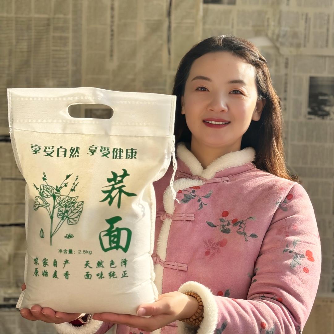 梓艺欣专营店