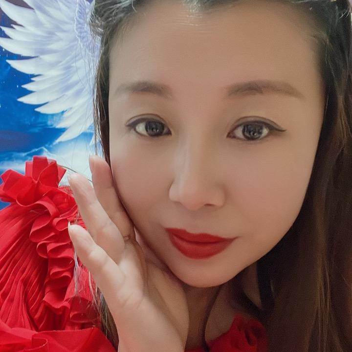 晶晶梦想成真🎤