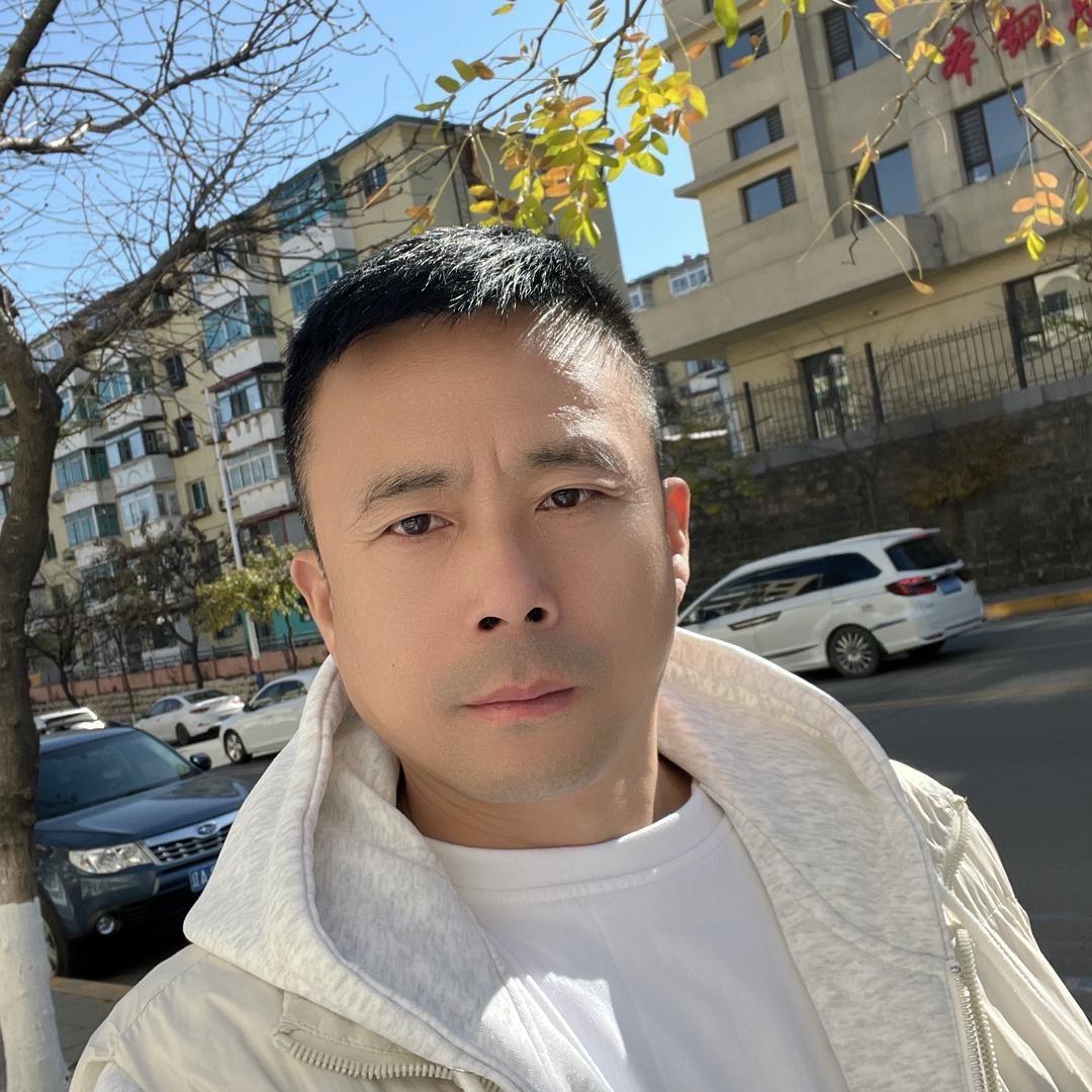 六哥  (首播)晚10：40