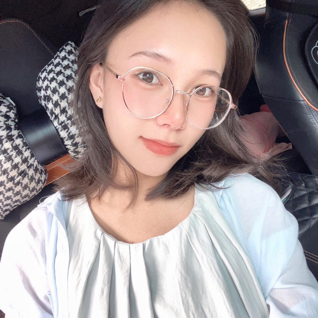 傣傣睡不饱-