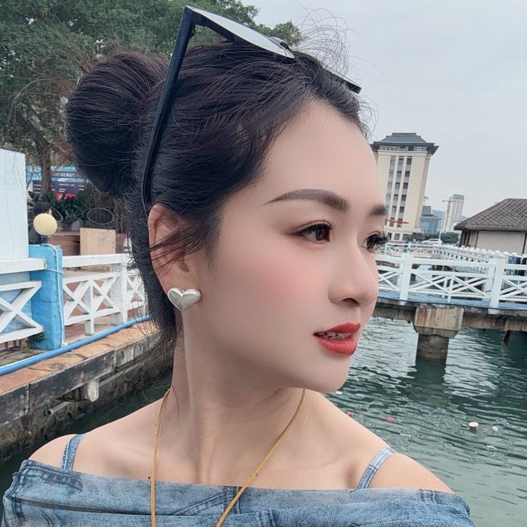 艾艳