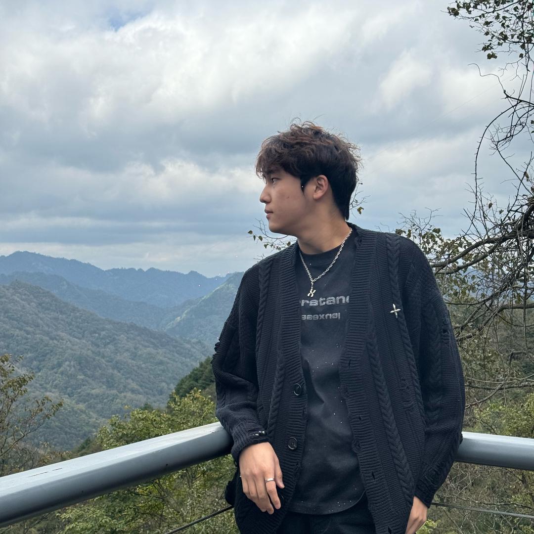 发总助理🕊️