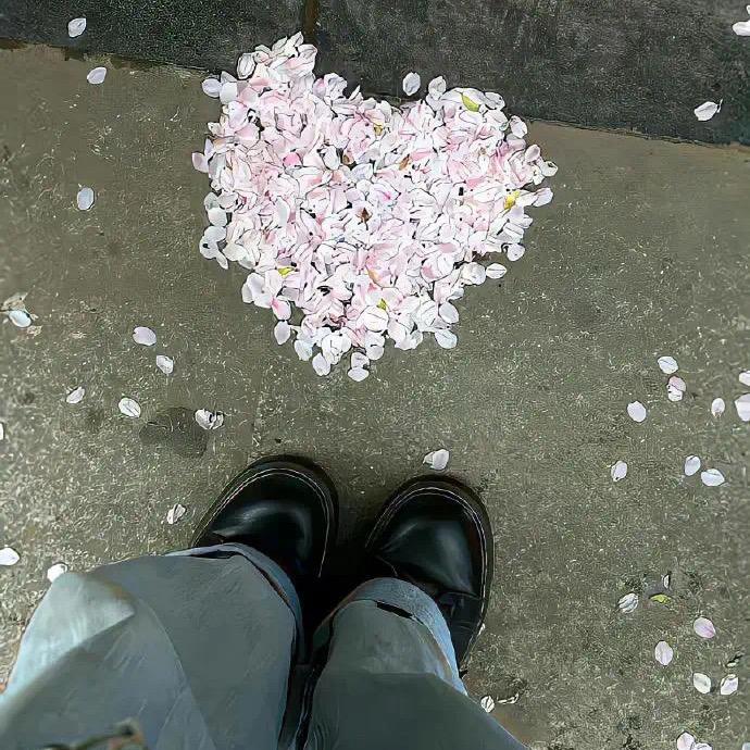 亚伦