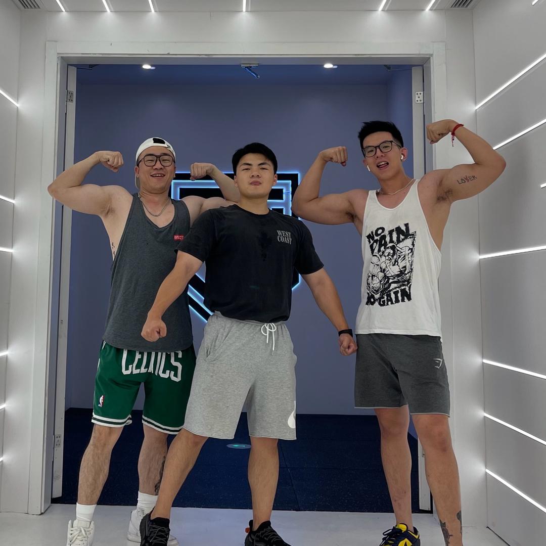 练不完仨战士