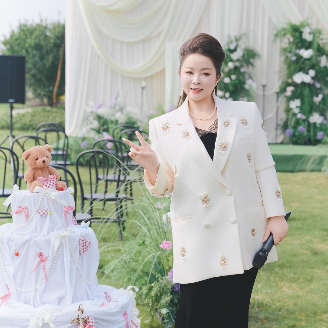 邓州主持一姐·语安