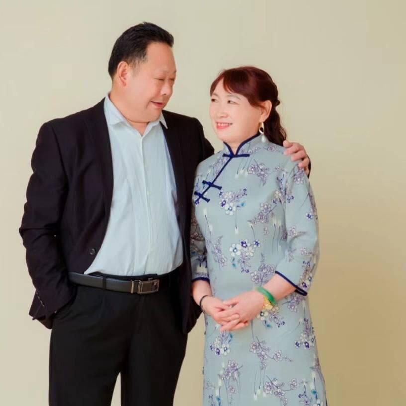 站在山头看夕阳