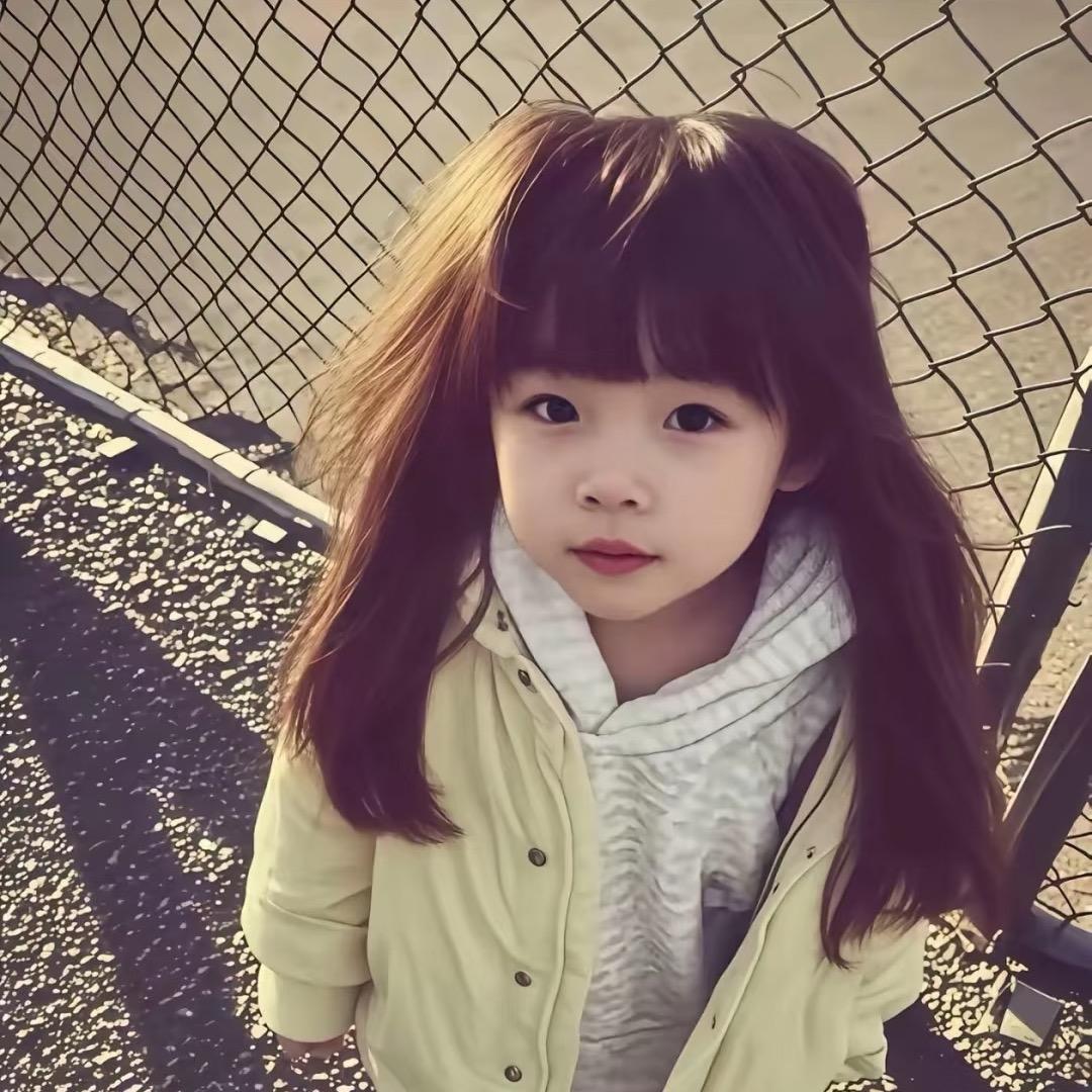 小有姿色的女人.