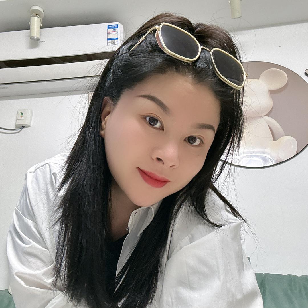 英子