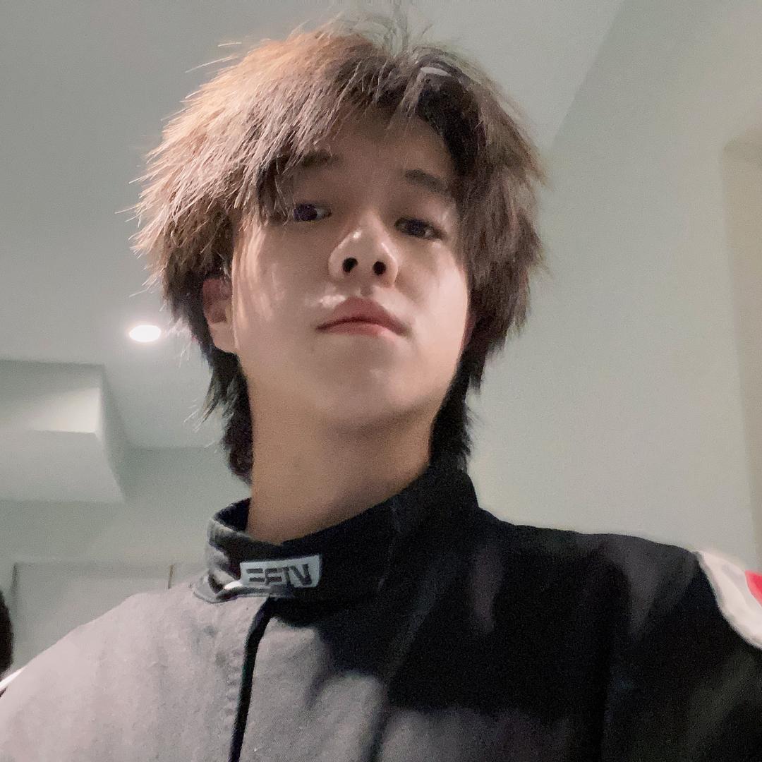 柠檬不太酸🍋「萨门」