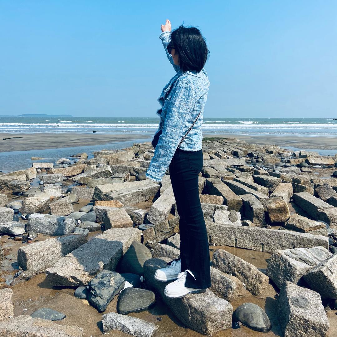 疯一样的女子