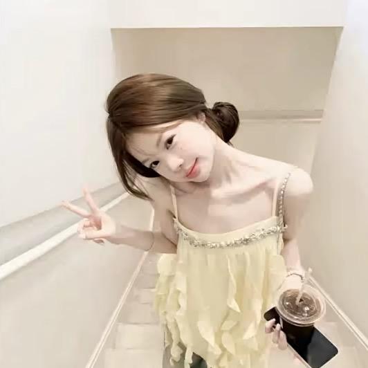 鑫鑫.