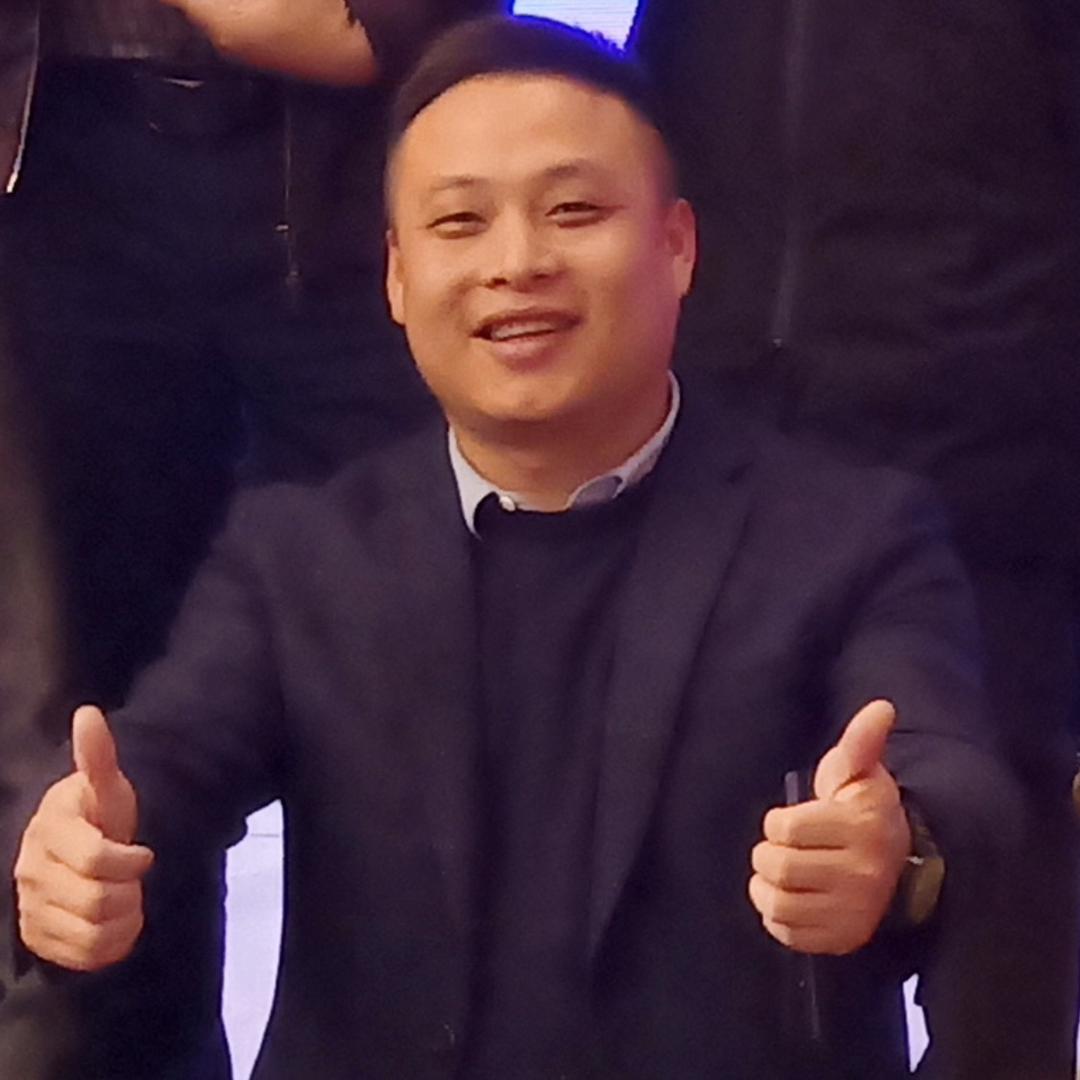 秦歌的哥