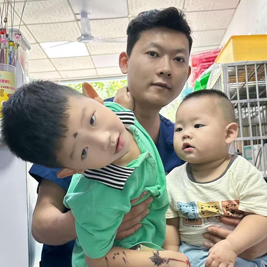 帅帅的狗老板