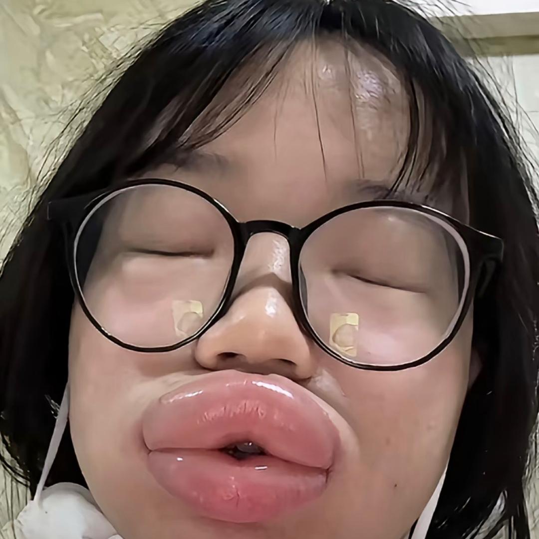 ᖰ ᵕ᷄≀ ̠ᵕ᷅ ᖳQian