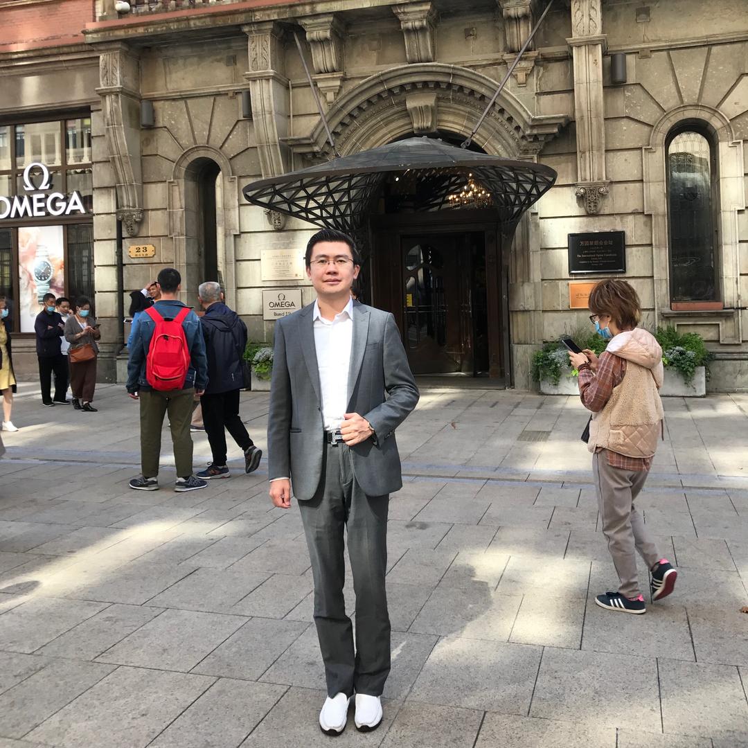 颜林炜
