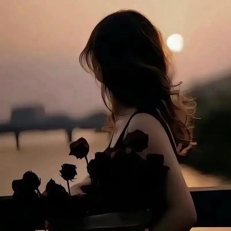 💞ℒᎭℯ⃝满目星陈࿐