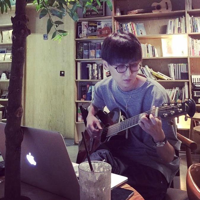 别再唱了黄老师