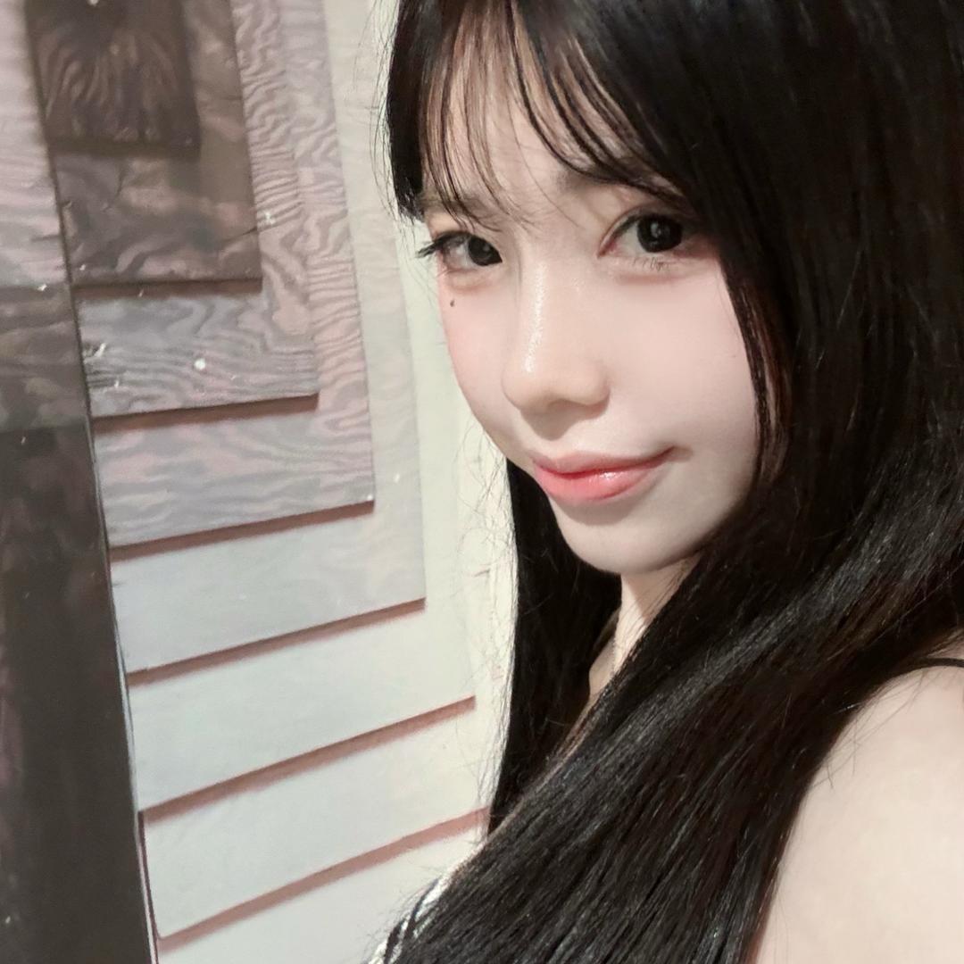 小伊🎀.