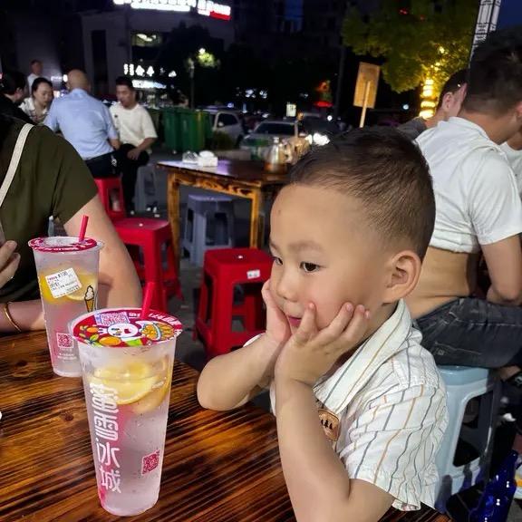 锦联华百货卡兰迪嘻嘻