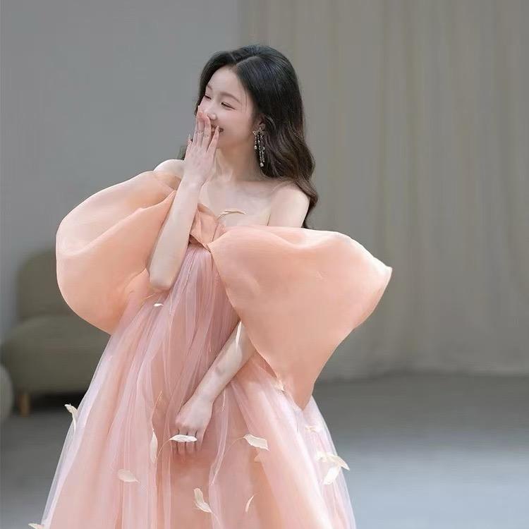 安安婚纱礼服摄影