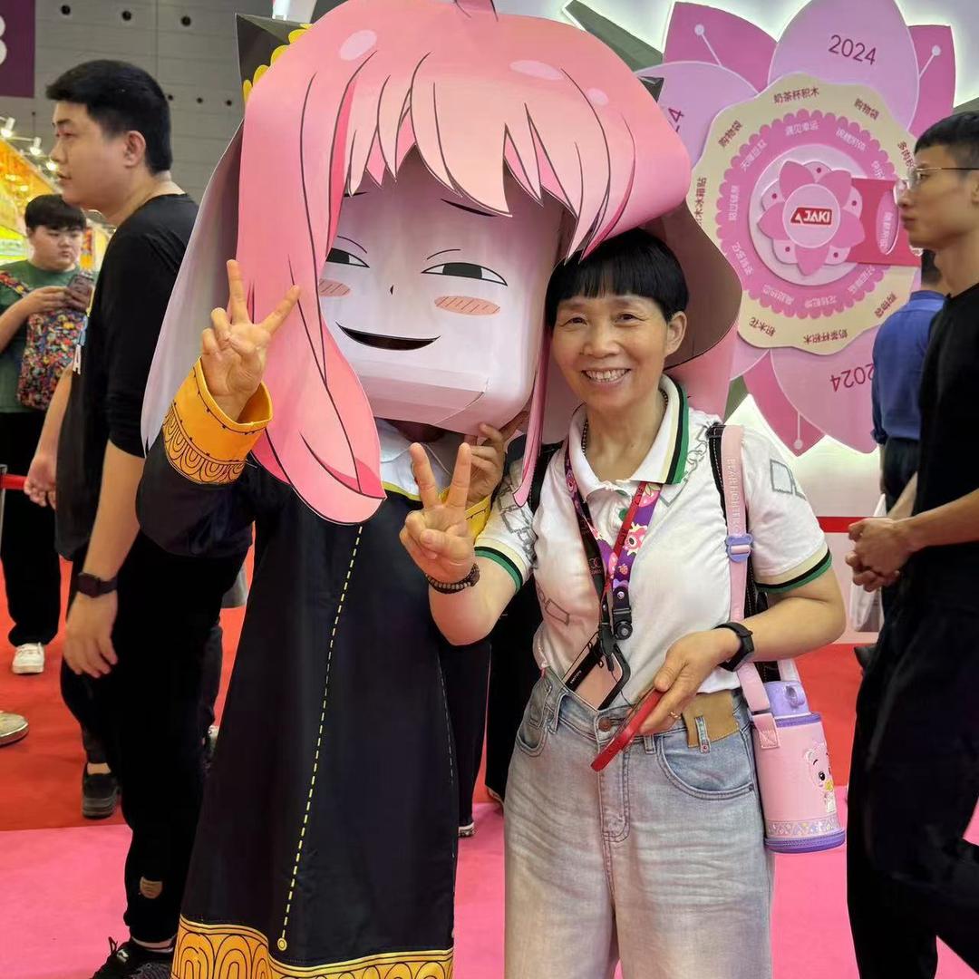 蘑菇头姥姥